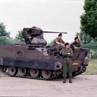 2018-02-13-12-01-004