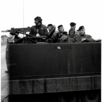 1968-nr-14-verplaatsing-tijdens-oefening-M113-Tirailleur-voertuig-11-ZVE