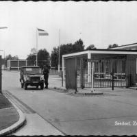 Legerplaats-Seedorf-Zuiderpoort-en-het-Stafgebouw-41-Pabrig-